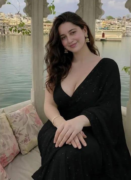 hot sexy escorts in multan – luxury apartment and hotel meetups – photo 6 (image 52)