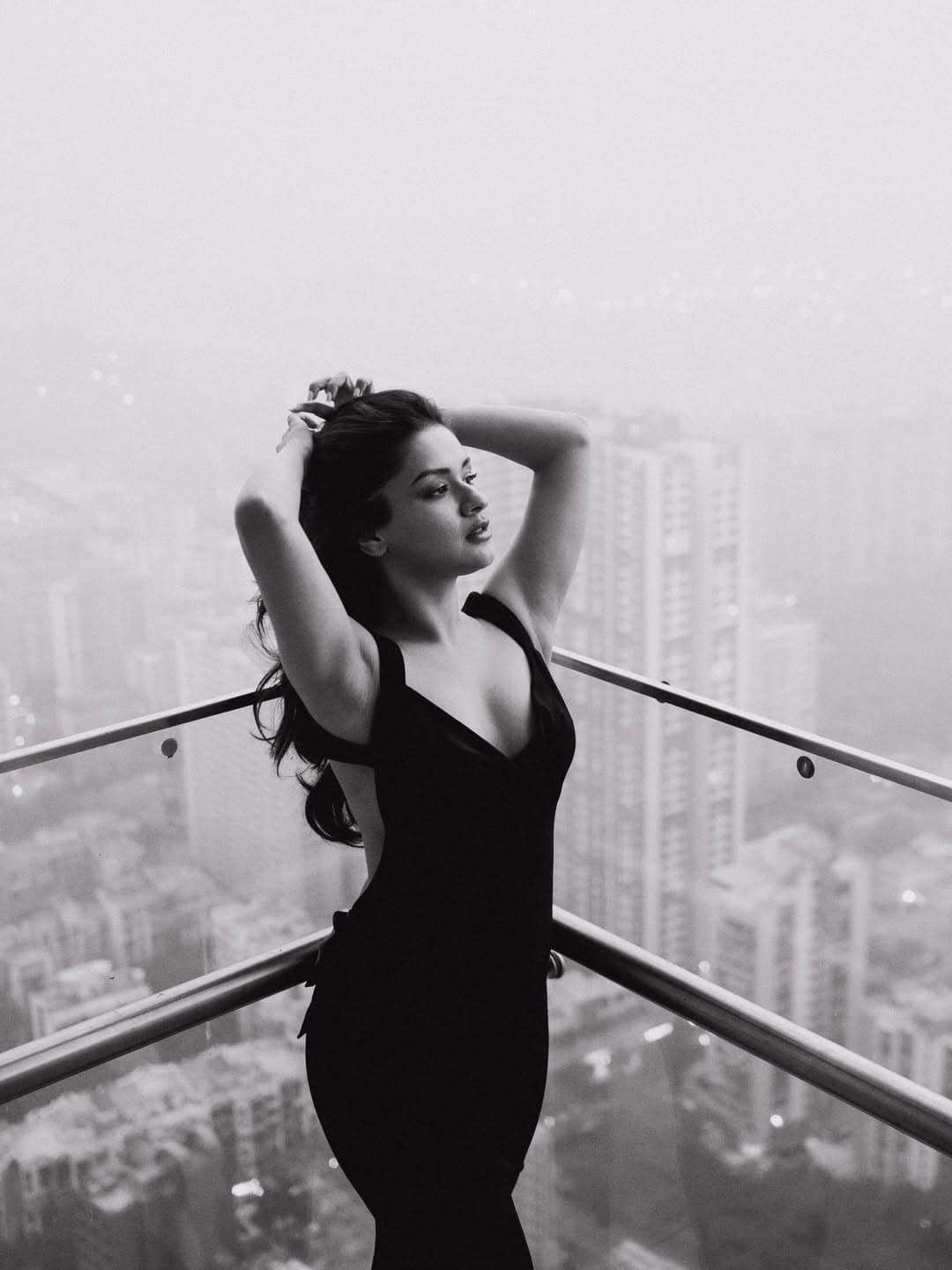 escorts in islamabad – verified escort profile with genuine real pictures – photo 7 (image 37)