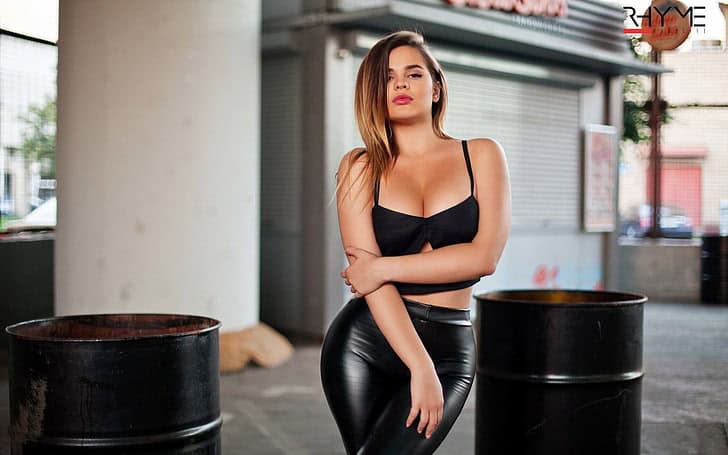 escorts in multan – romantic escort for birthday, event and party nights – photo 11 (image 86)